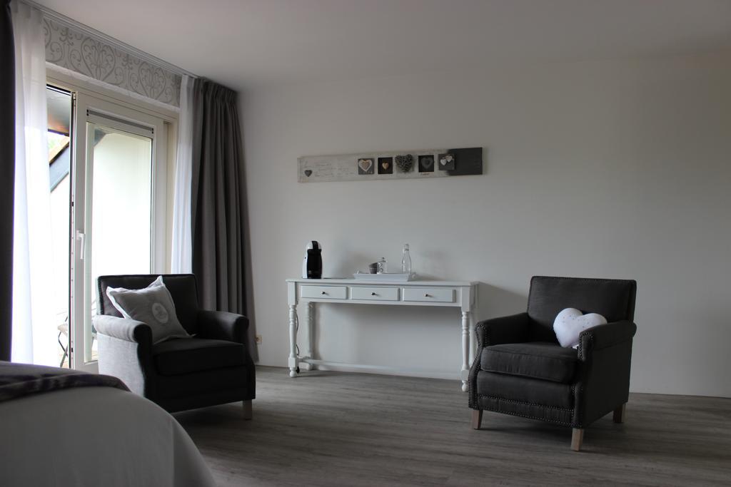 Den Bongaerd B&B And Wellness Tongeren Bilik gambar
