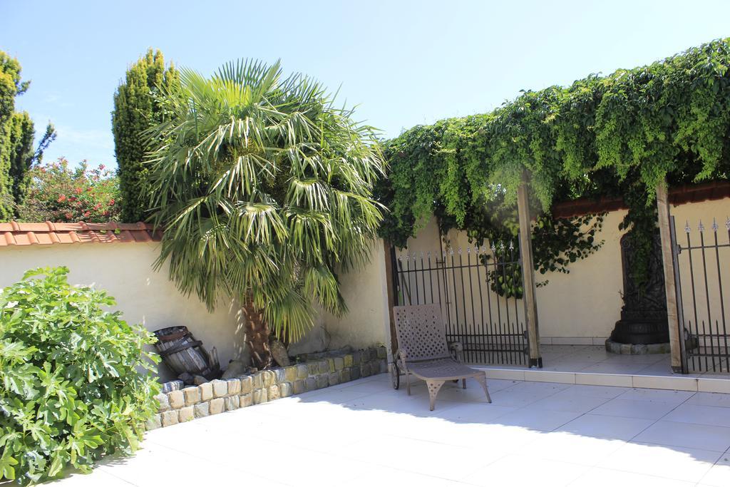 Den Bongaerd B&B And Wellness Tongeren Luaran gambar
